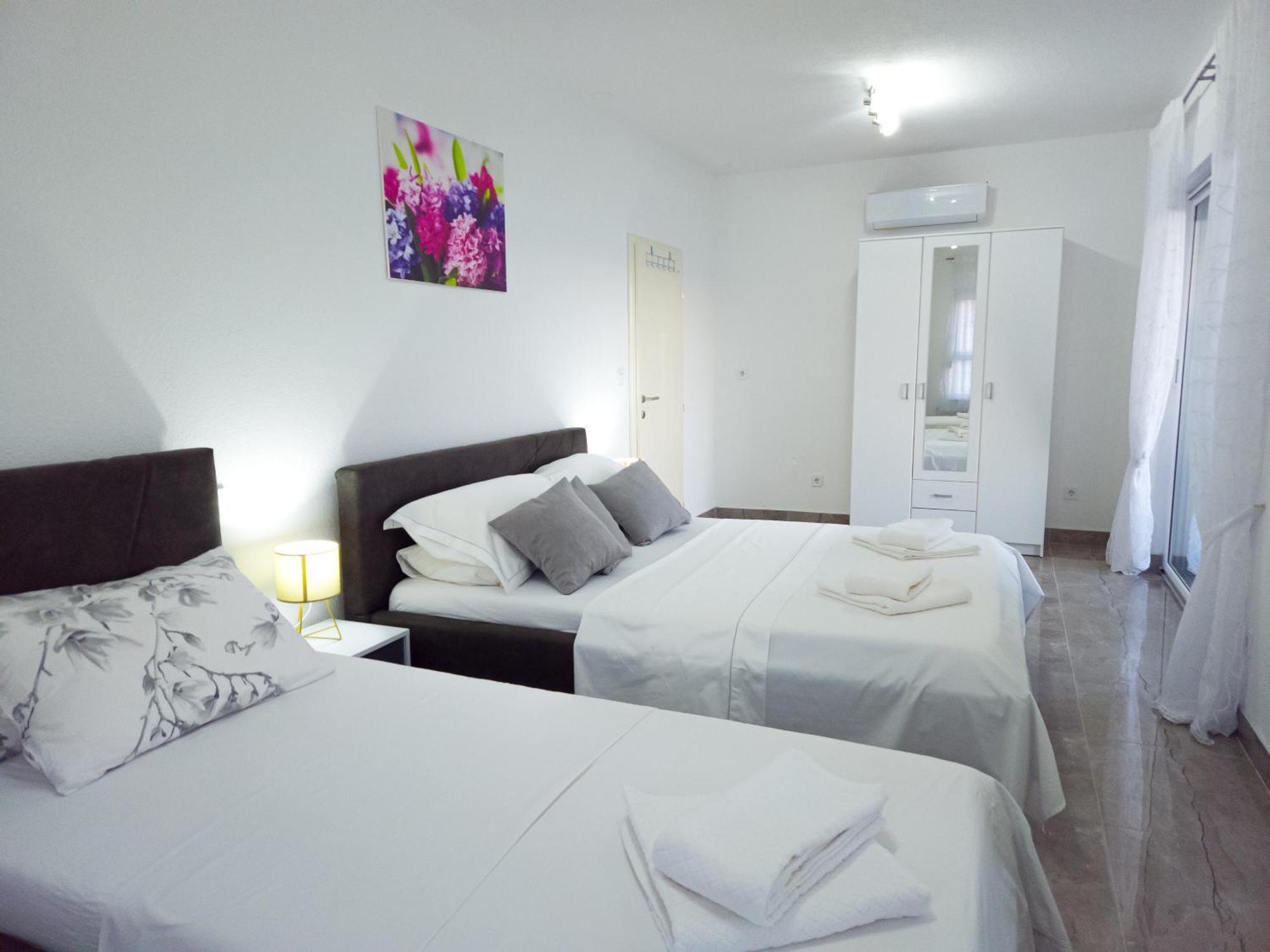 Modern Villa With Jacuzzi, Beautiful Sea View, Near Split! Villa 36A Podstrana Exterior photo